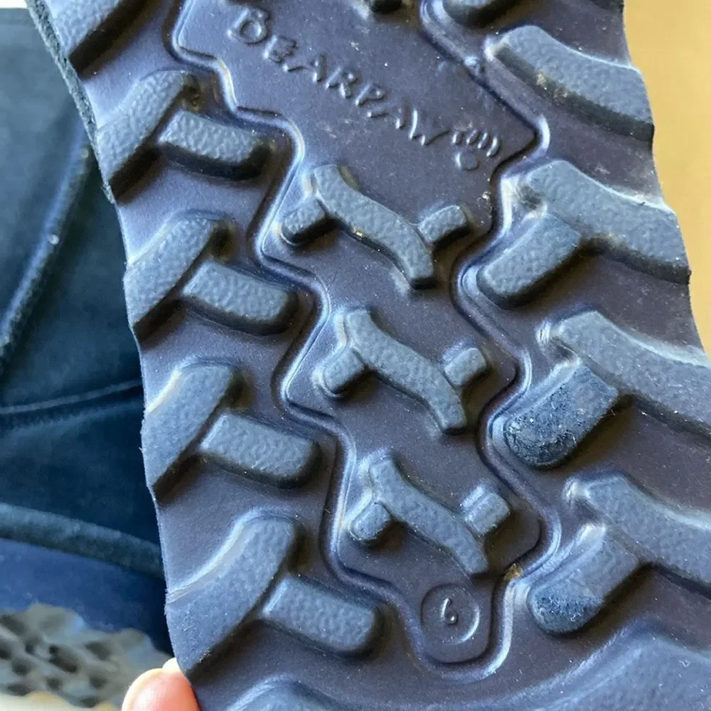 BearPaw Elle Short Blue Suede Pull On Women’s Boots Size 6